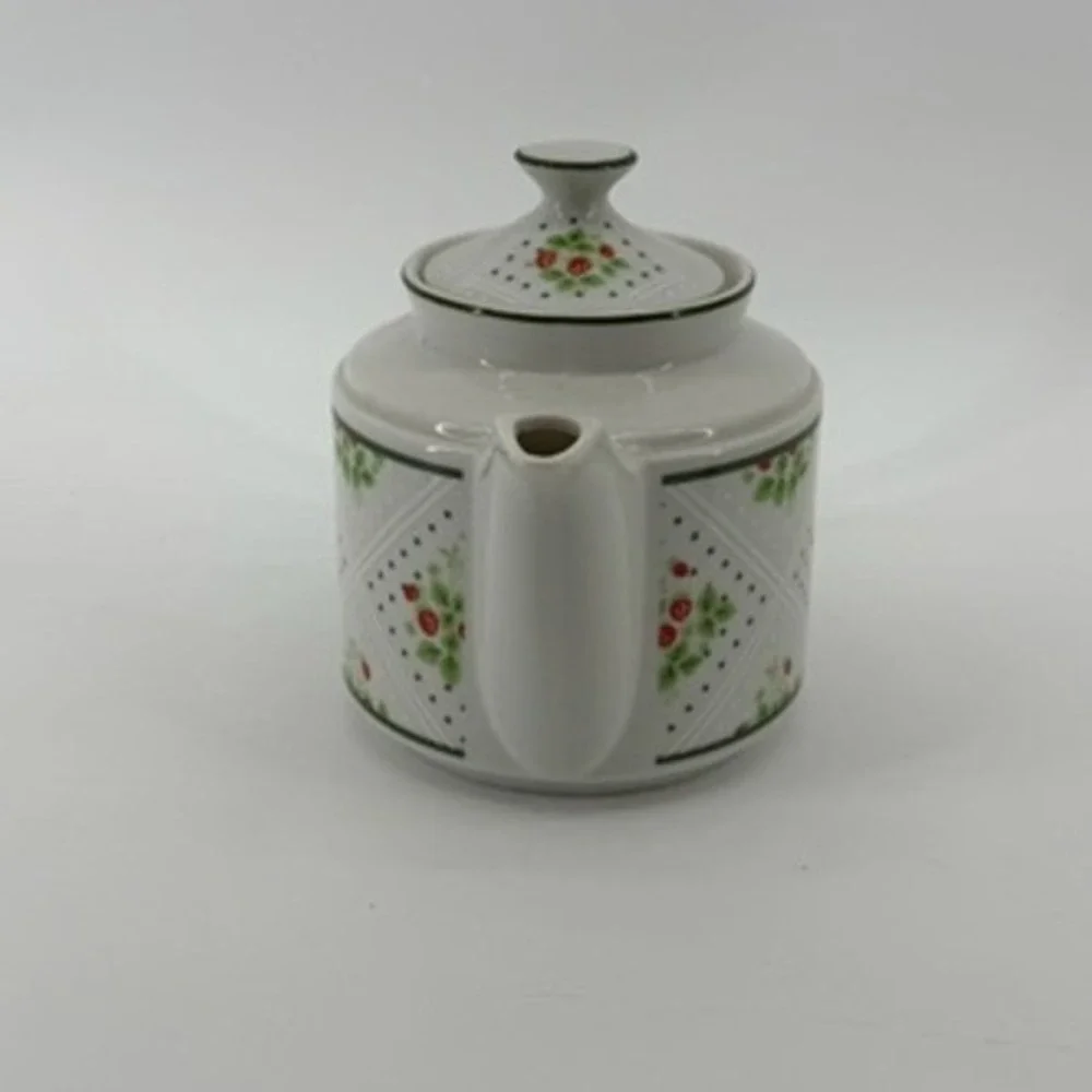 Vintage 1975‎ Enesco Swiss Strawberry Dot Fine China Teapot Japan White Green